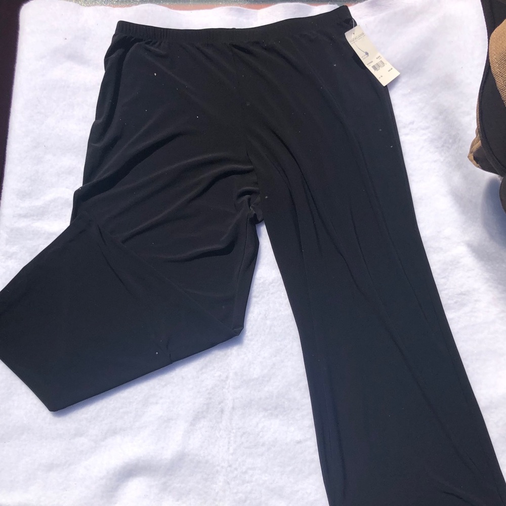 NWT Super Comfy Polyester Pants
